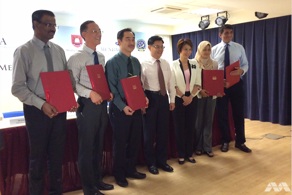 mou-signing-on-school-based-student-care-centre-2047824-1